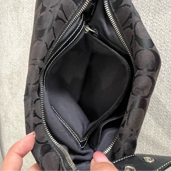 VTG Coach Black Canvas Signature Monogram Crossbody Bag White Stitching K2K-6347 - Picture 13 of 15